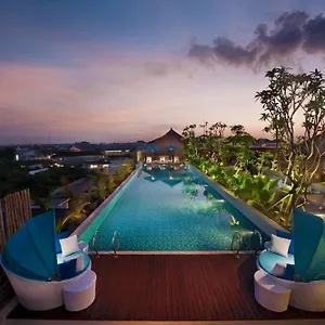 Отель Ramada By Wyndham Bali Sunset Road Kuta, Семиньяк
